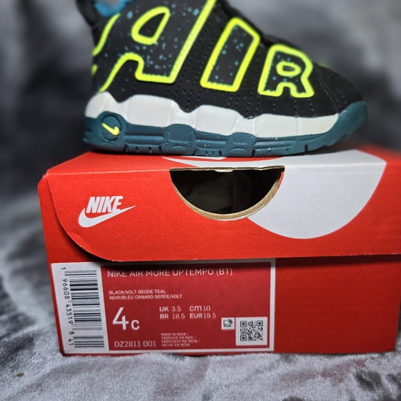 Nike air more uptempo - Picture 3 of 5